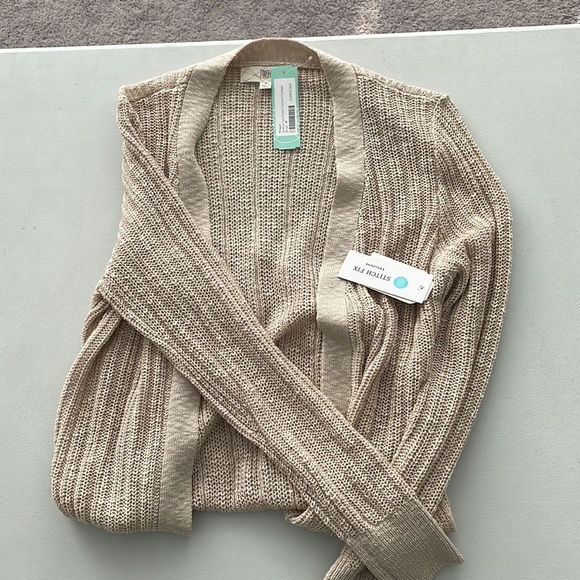 Pinque | Sweaters | Beige Two Pocket 